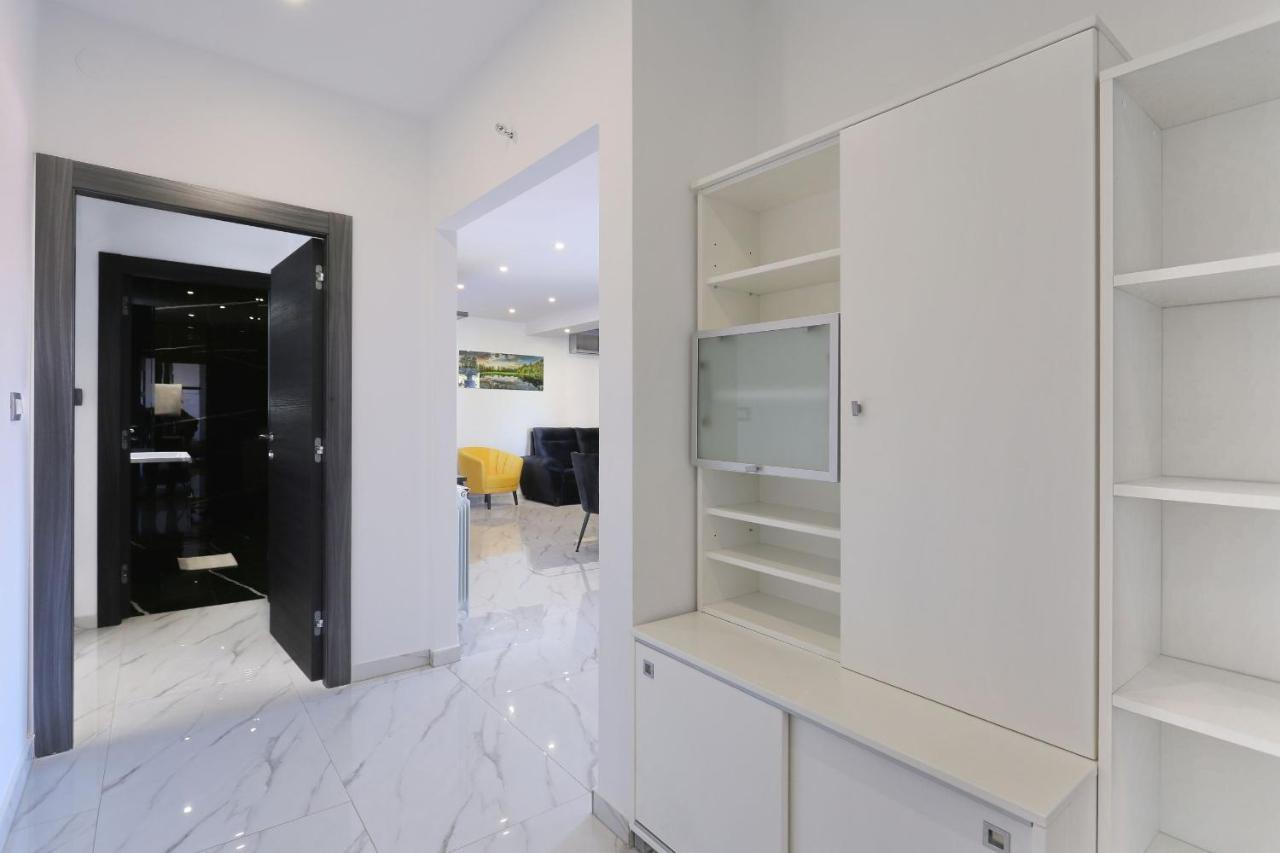 Apartment Luxury House *